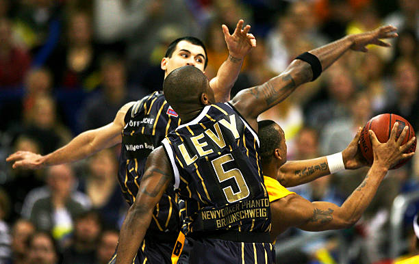 亚马尔本赛 亚马尔本赛