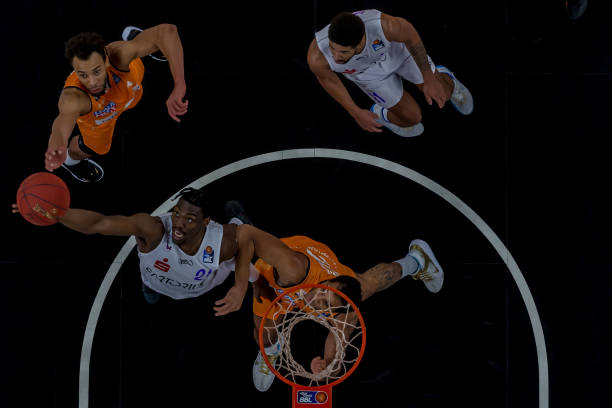 跃的缩影 跃的缩影