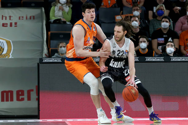 角的新秀 角的新秀