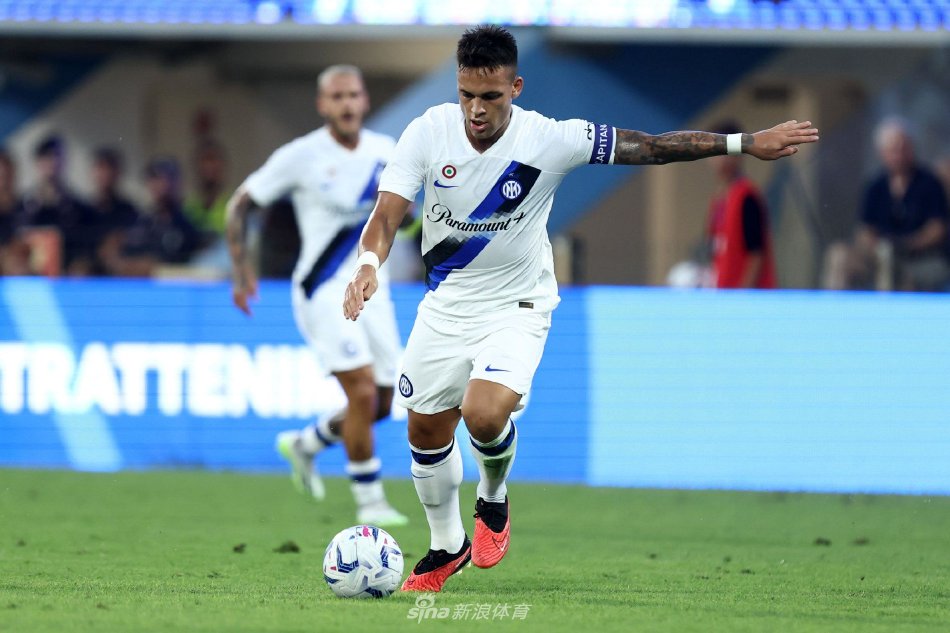 他在比赛中 他在比赛中